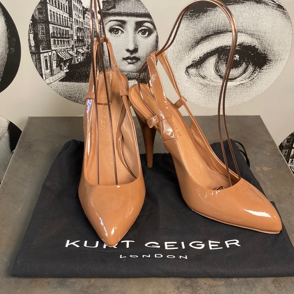 Beautiful Vintage Kurt Geiger Dark Nude Patent Leather Slung Back Pumps Sz 39 🤩